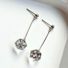 Dangling Crystal Cubic Earring